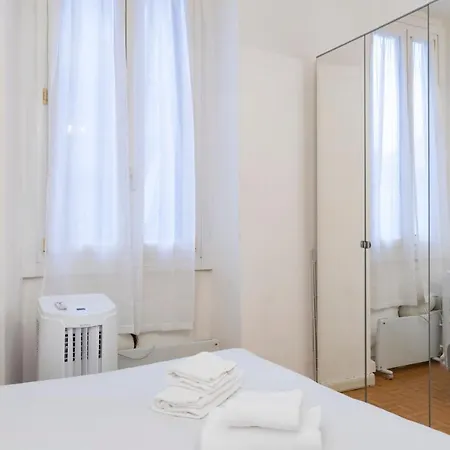 I Host - Chavez 2 Apartmán