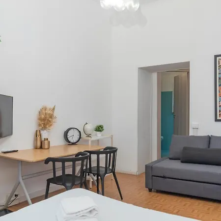 I Host - Chavez 2 Apartmán